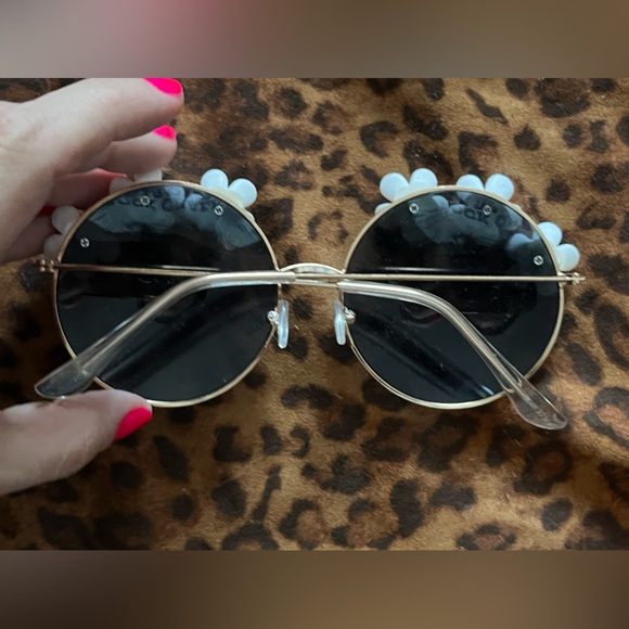 Daisy 70’s  🌻 Sunglasses | NWT - Picture 5 of 6